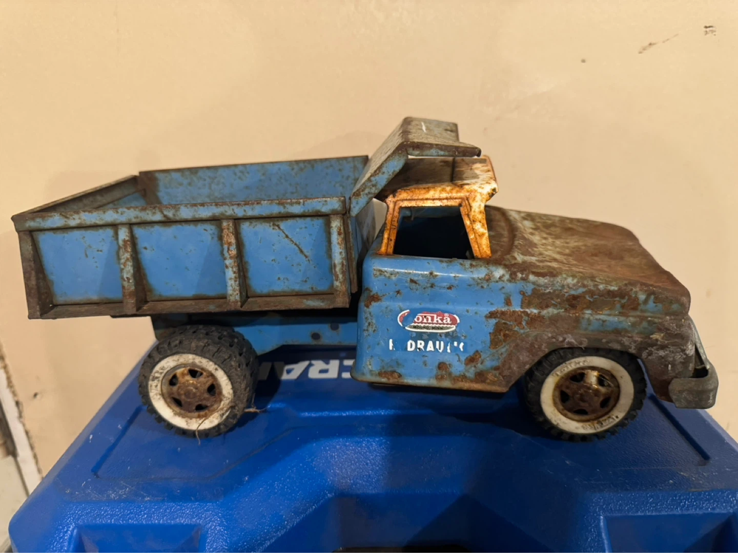 Vintage Tonka Steel Dumptruck