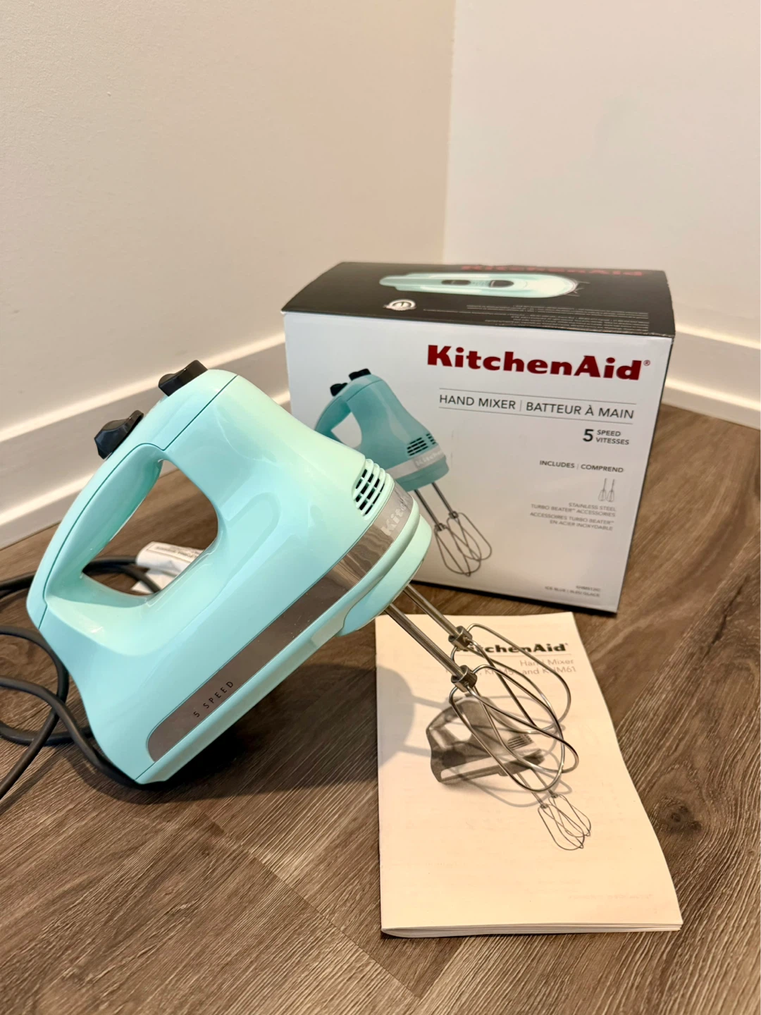 Kitchenaid hand mixer 5 speed - Like new