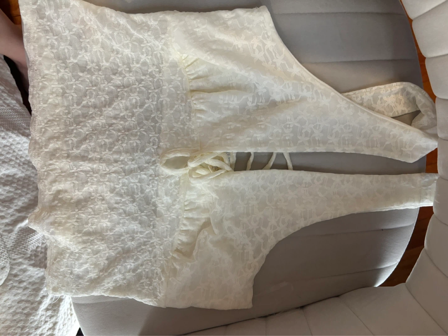 White Lace Halter Neck Crop Top - photo 2