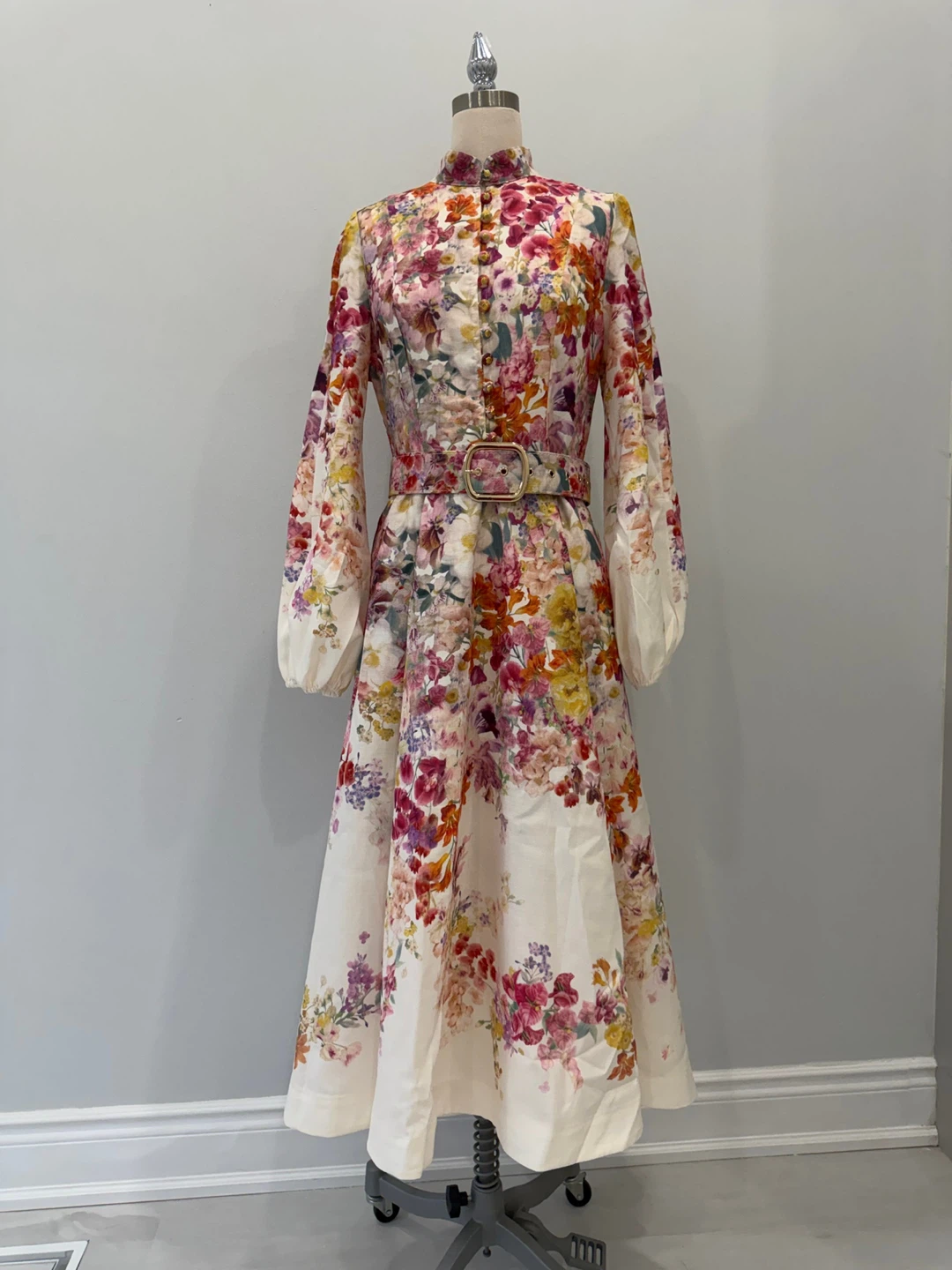 Floral Belted Midi Dress Small - photo 3