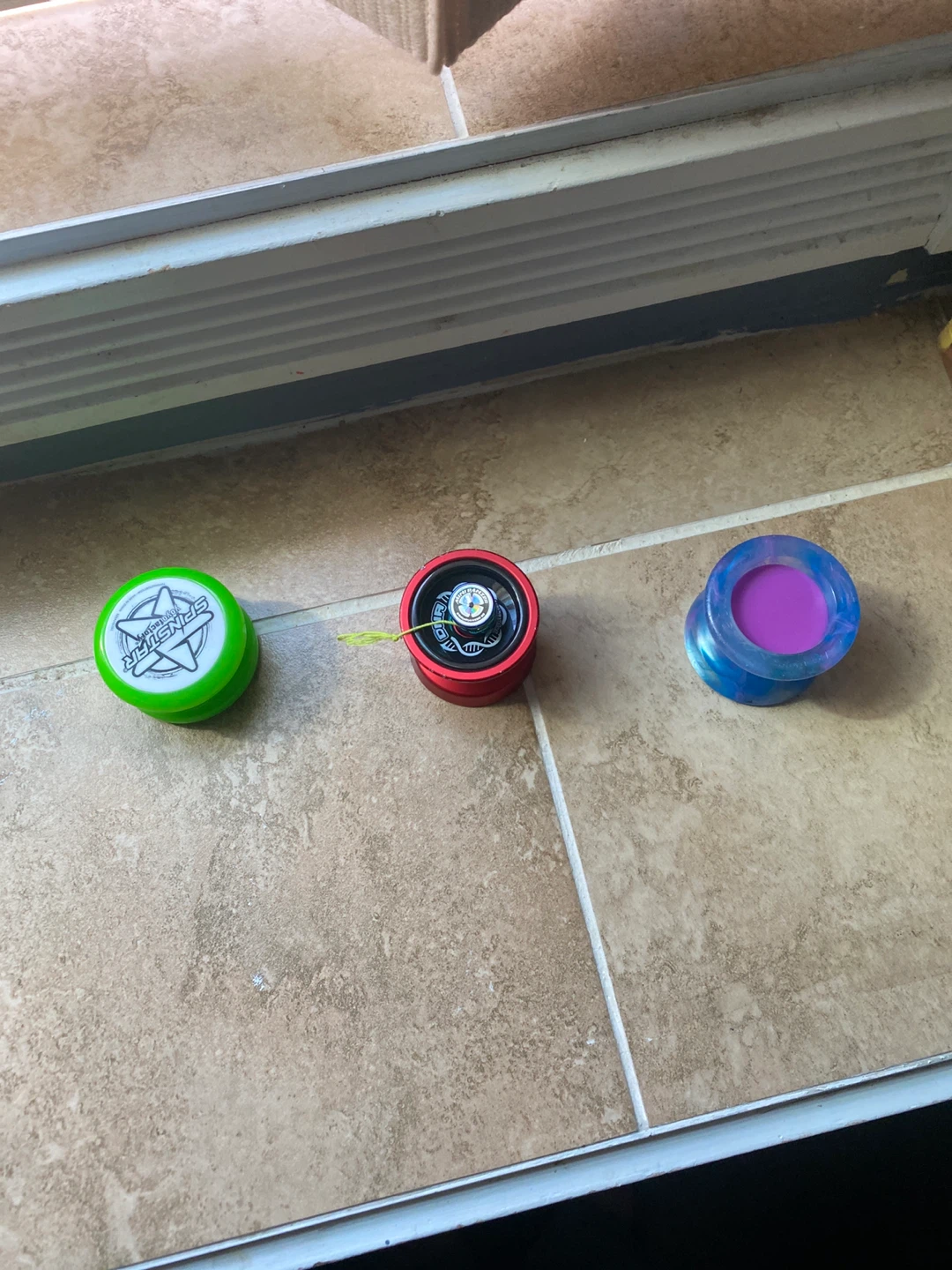 Assorted yo-yos