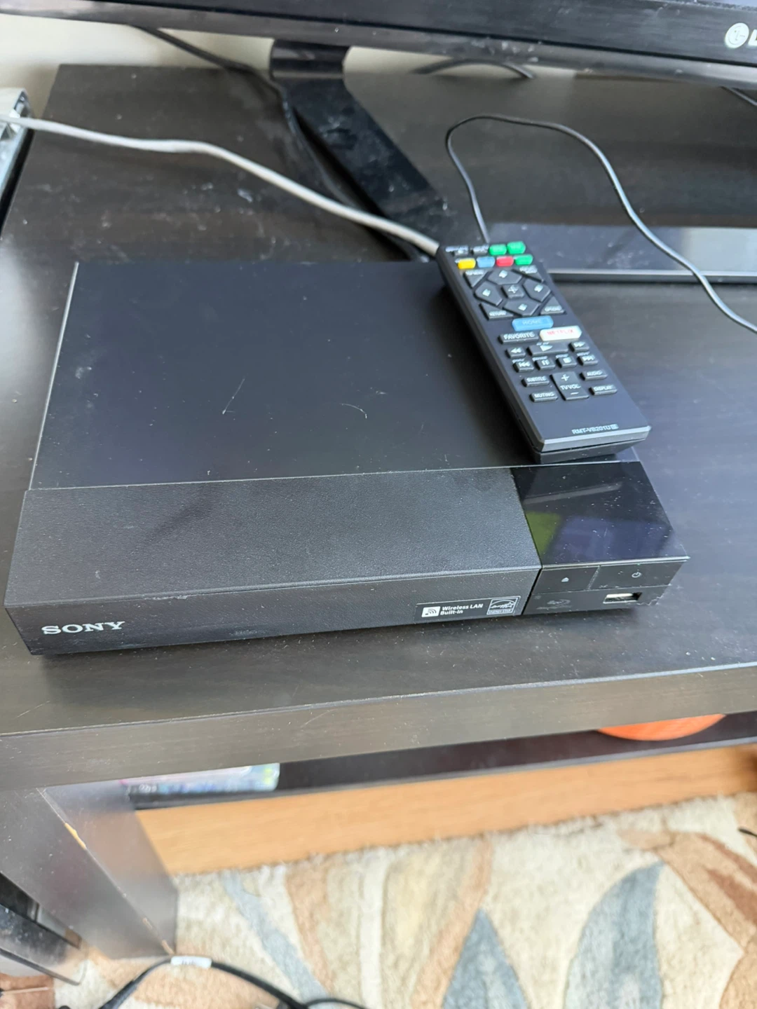 Sony BDP-S3700 Blu-ray / DVD Player with Wi-Fi & Ethernet - photo 2