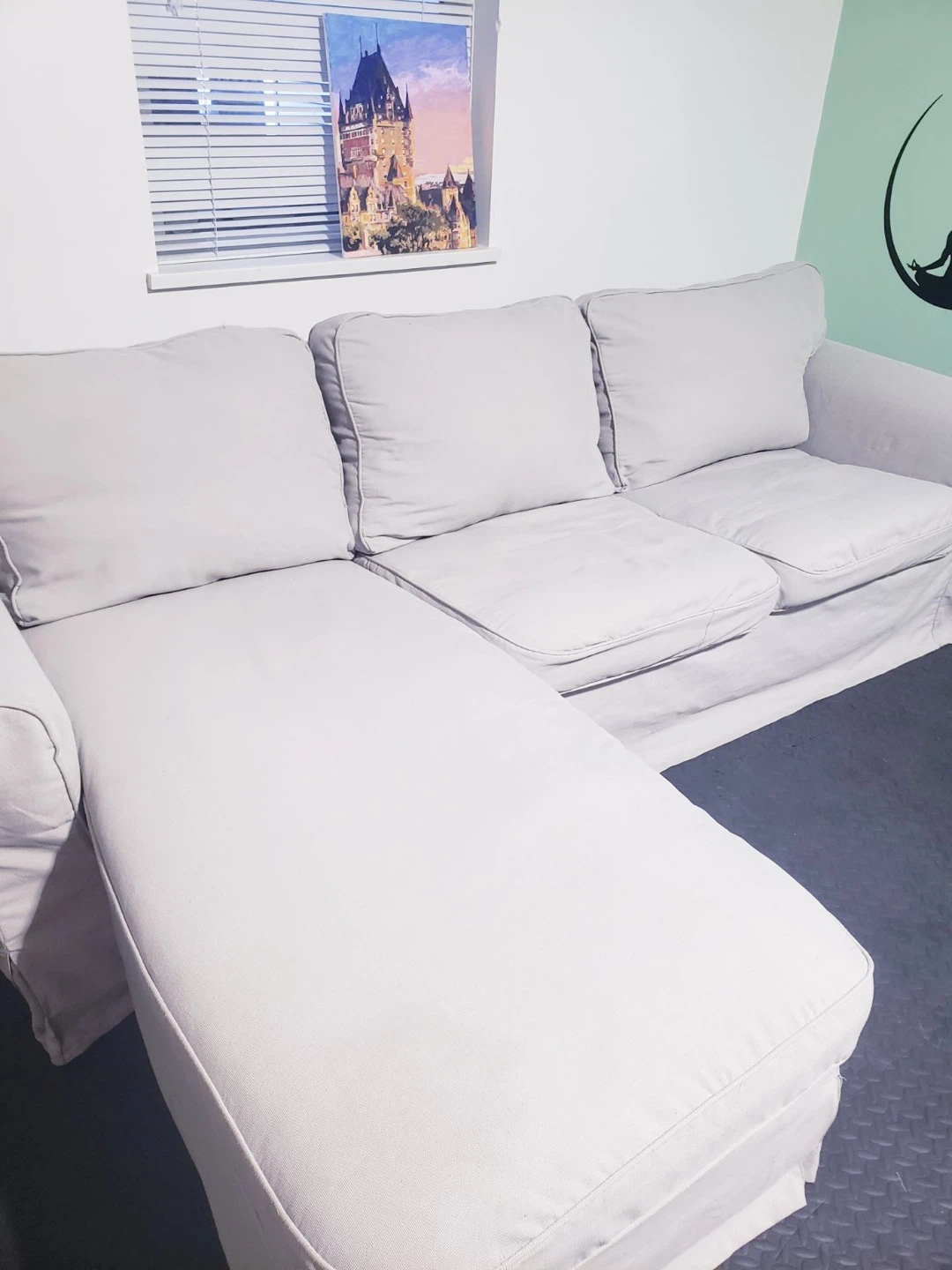 Light Sectional Sofa with Chaise ( Delivery Available ) - photo 2
