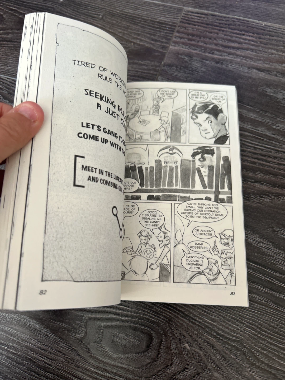 Dc comics secret hero society study hall of justice - photo 4