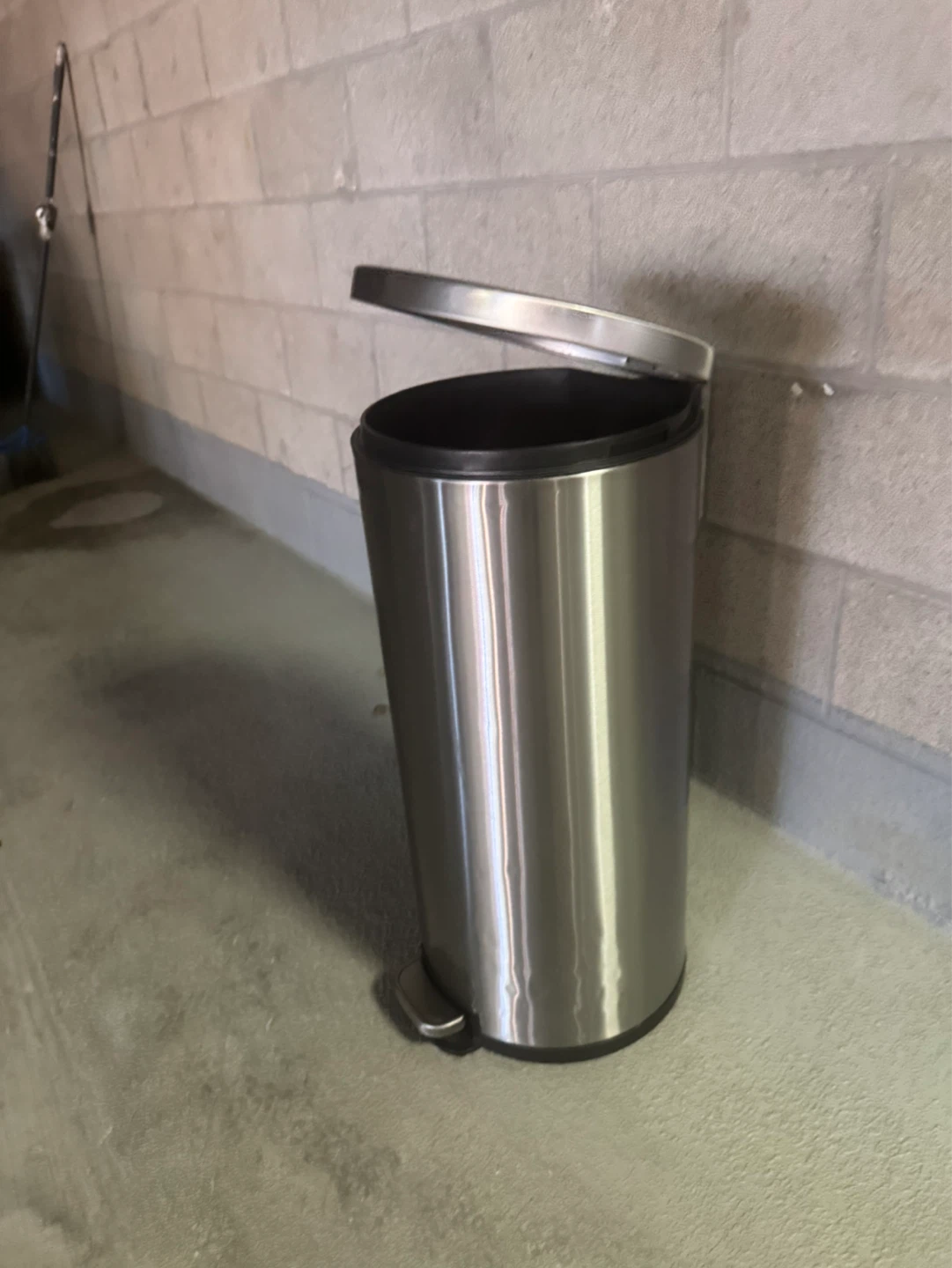 Stainless Steel Step Trash Can - photo 5