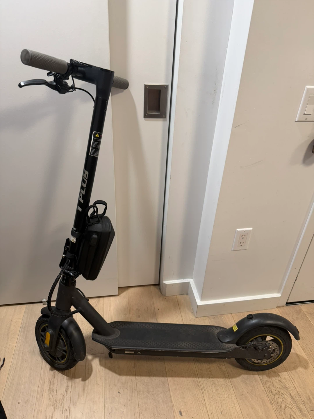 Electric Scooter - photo 2