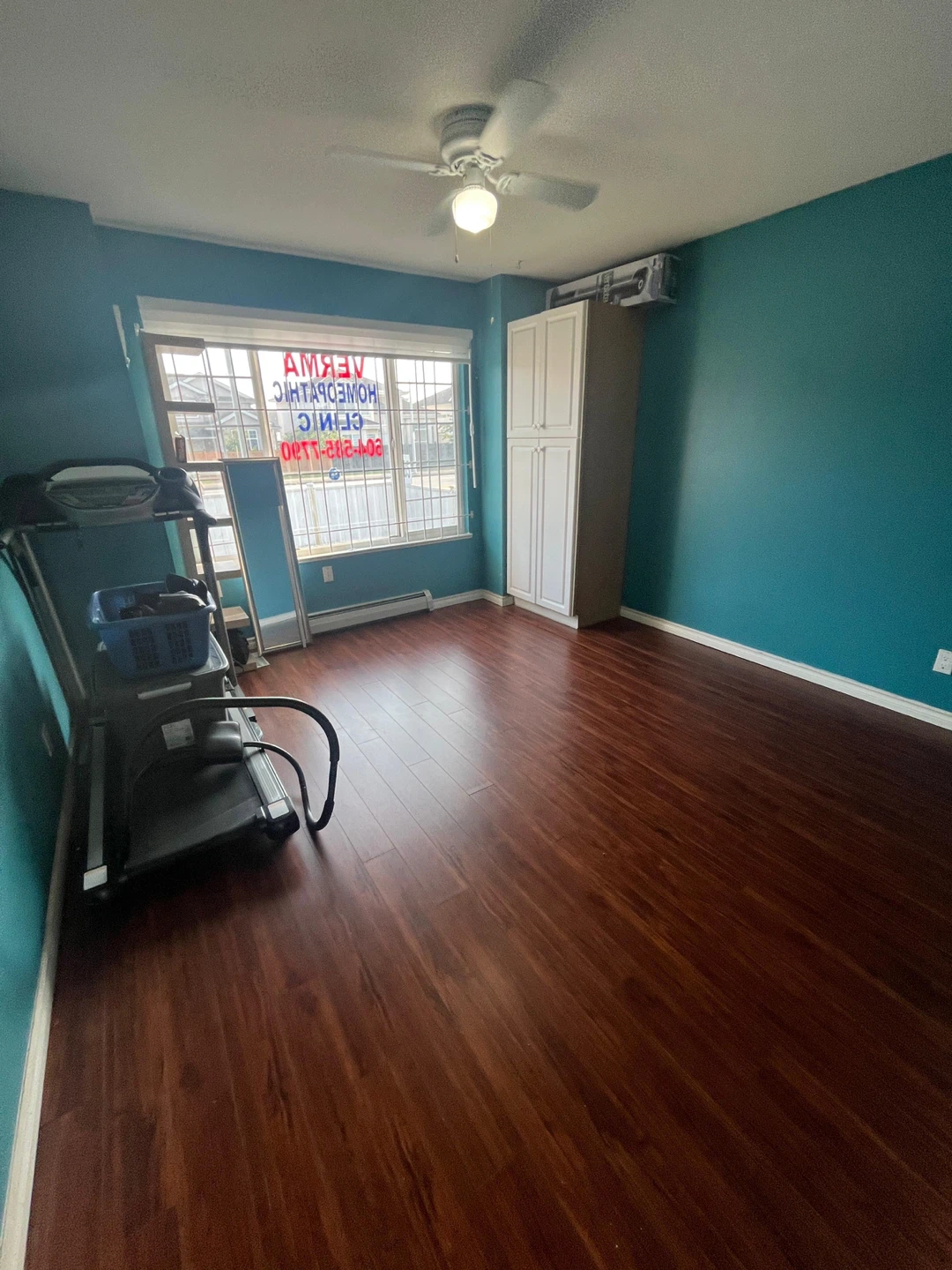 Space Available for Rent – Girls Only