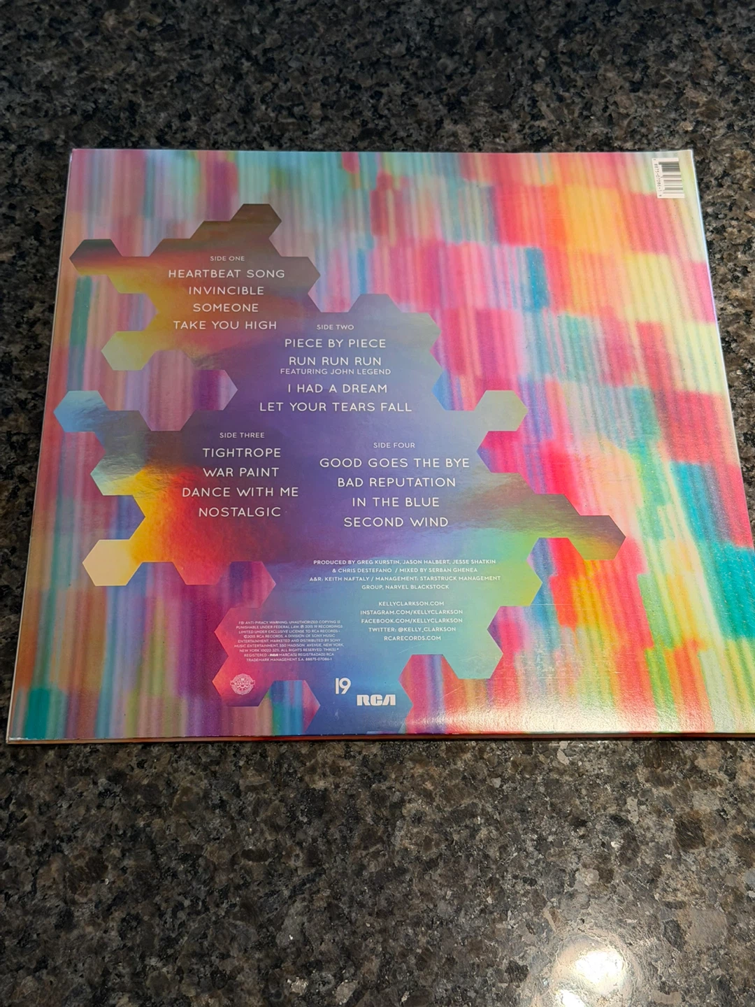 Kelly Clarkson Piece By Piece Vinyl Record - photo 2