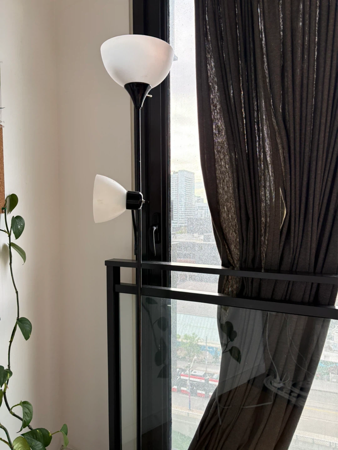 Black Double Head Floor Lamp (smart)