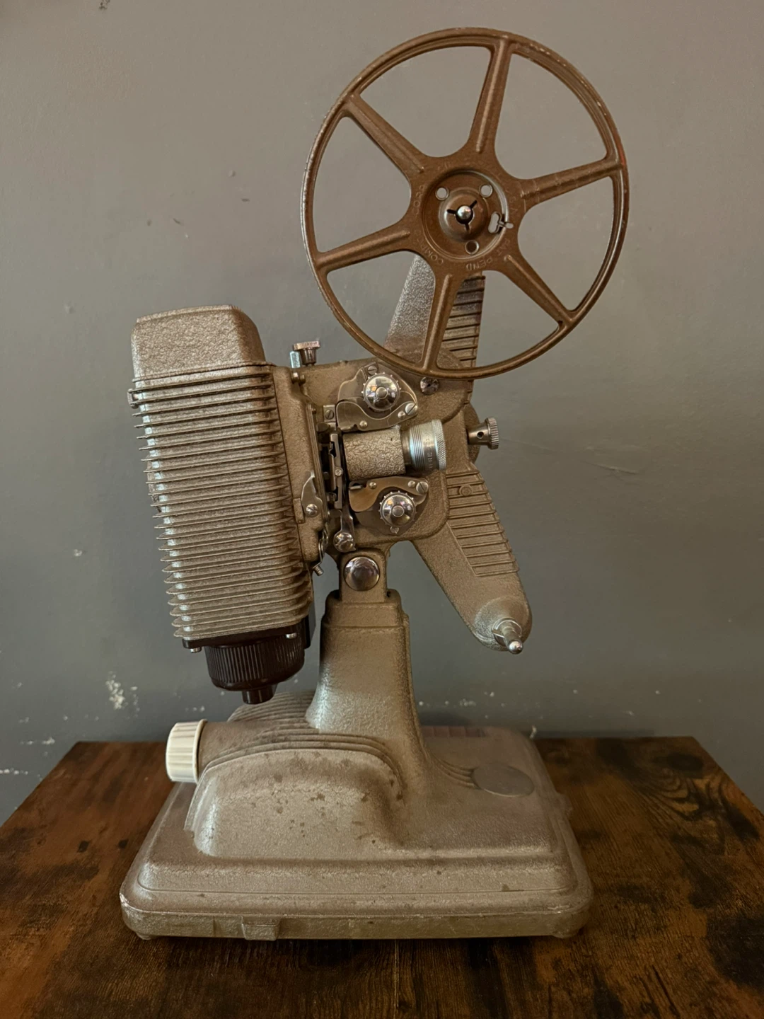 Revere 8mm Projector - photo 4