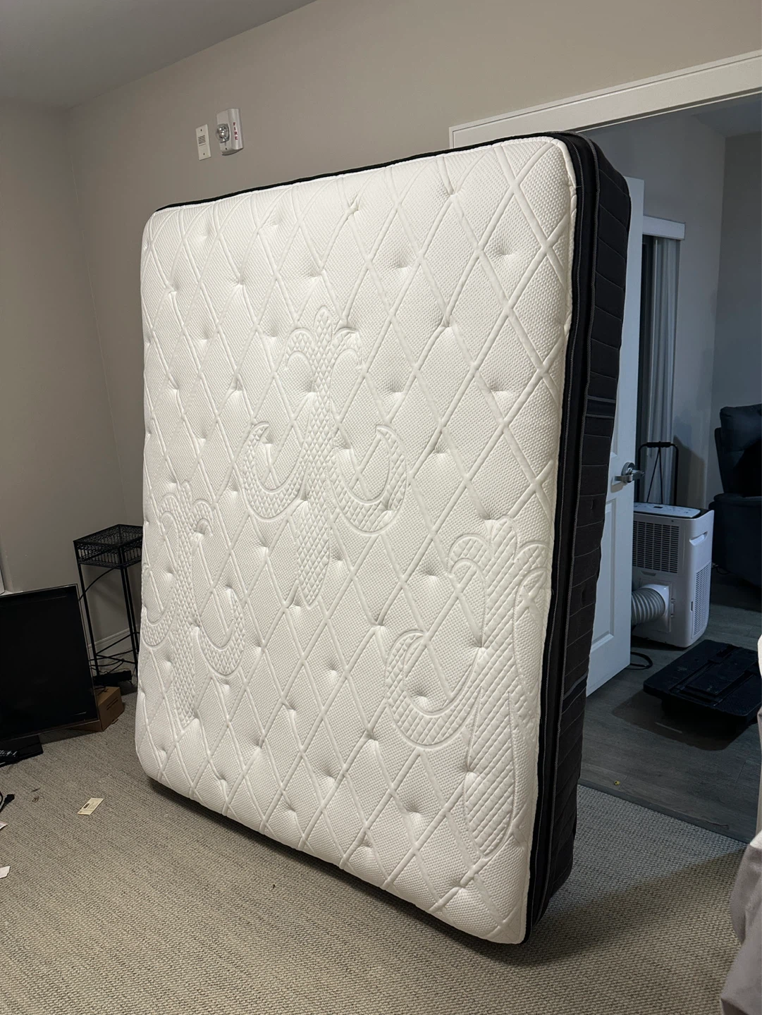 Queen Size Mattress, free delivery available - photo 2