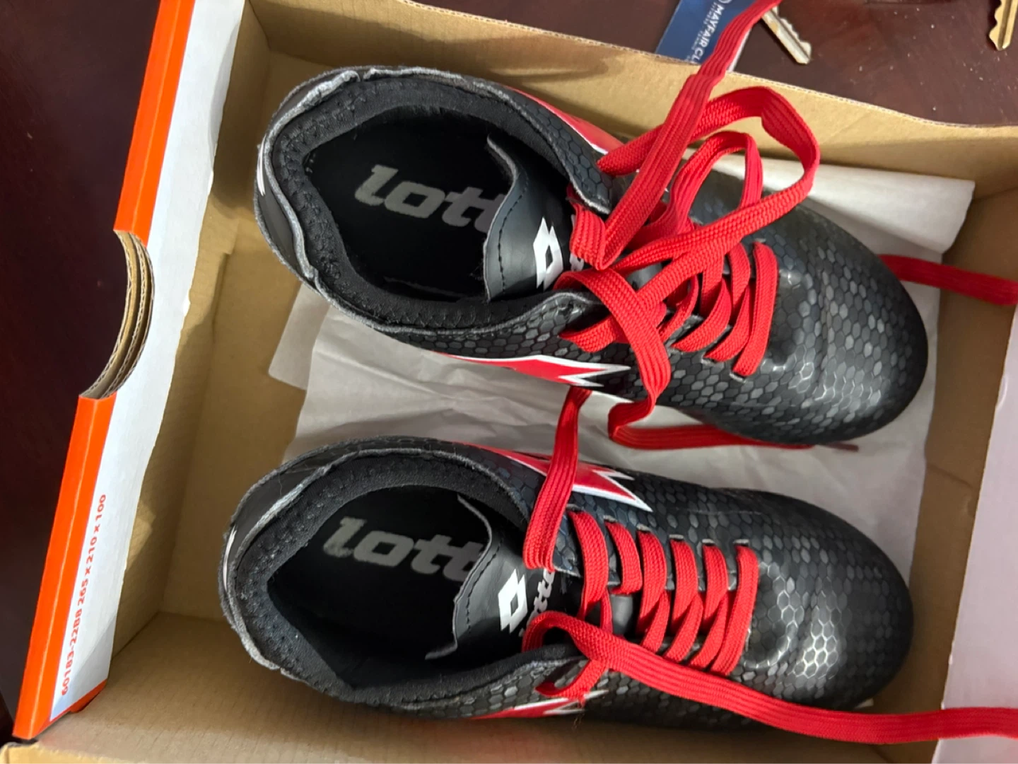 Lotto Storm Soccer Cleats Youth Size 4