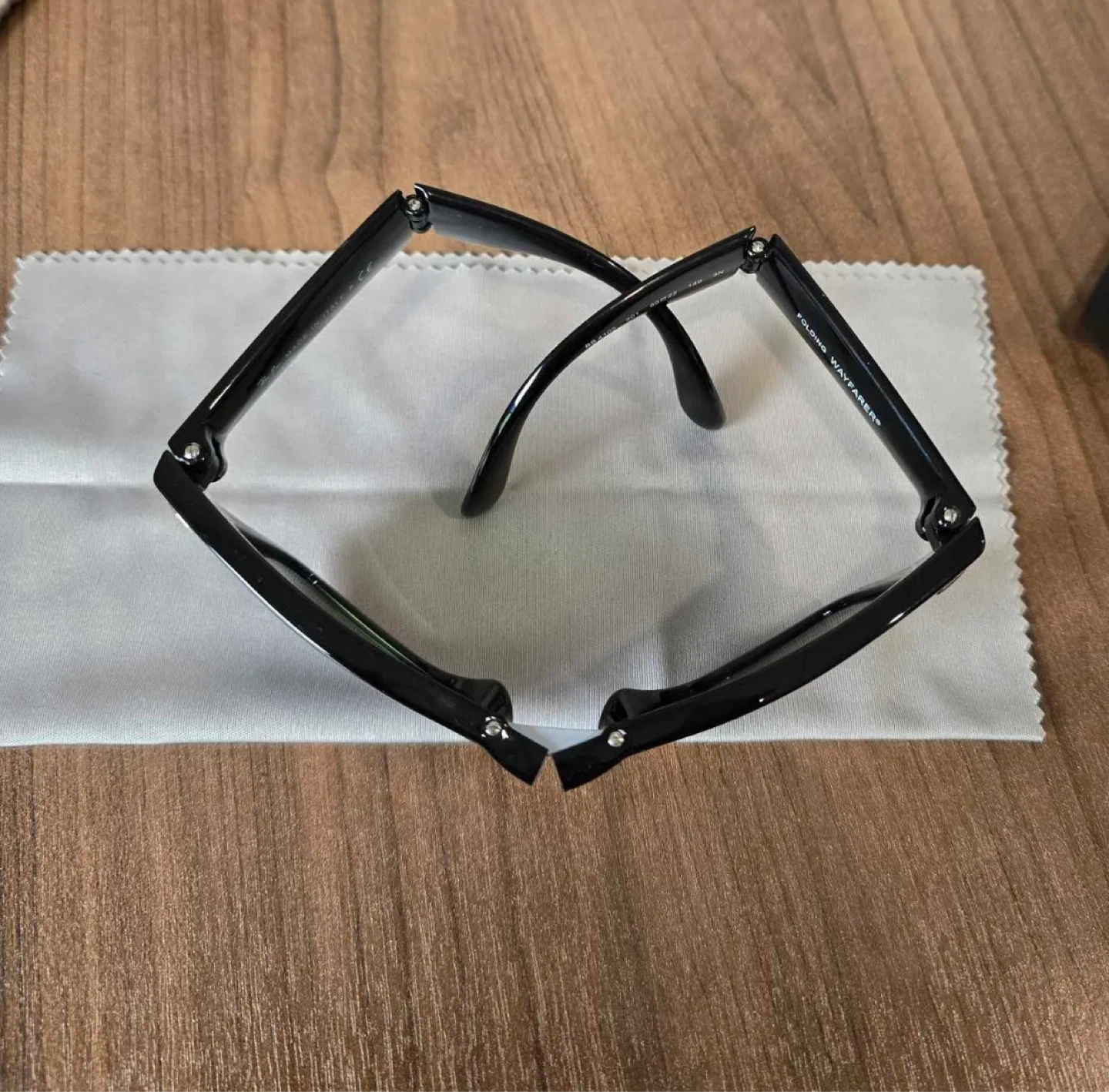 Ray-Ban Folding Wayfarer Sunglasses - photo 3