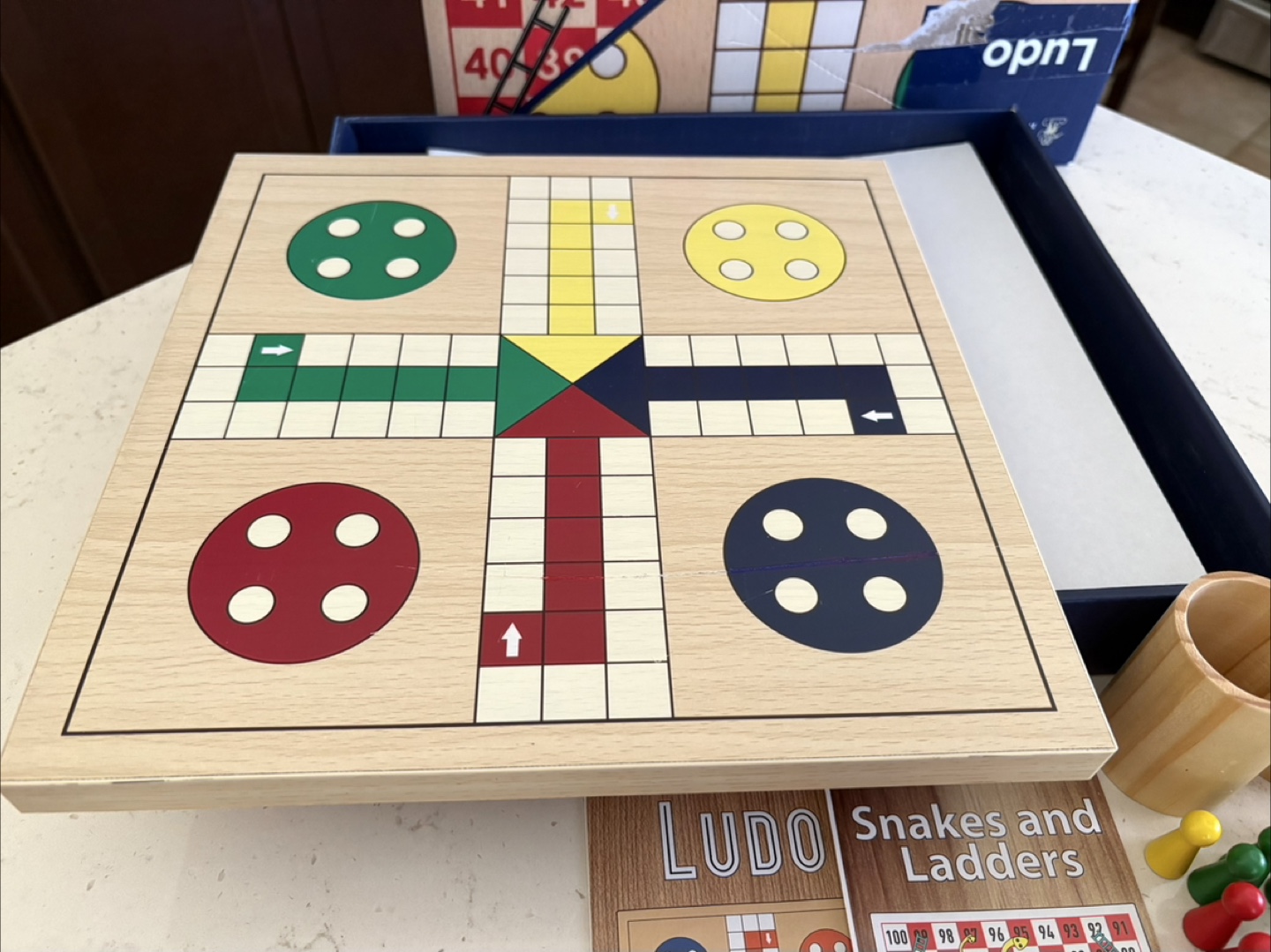 Snakes and Ladders and Ludo Board Game Set - photo 3