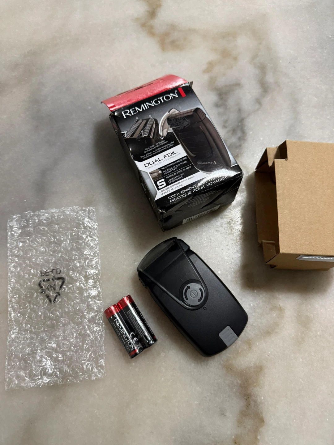 NEW Mini Remington Travel Shaver