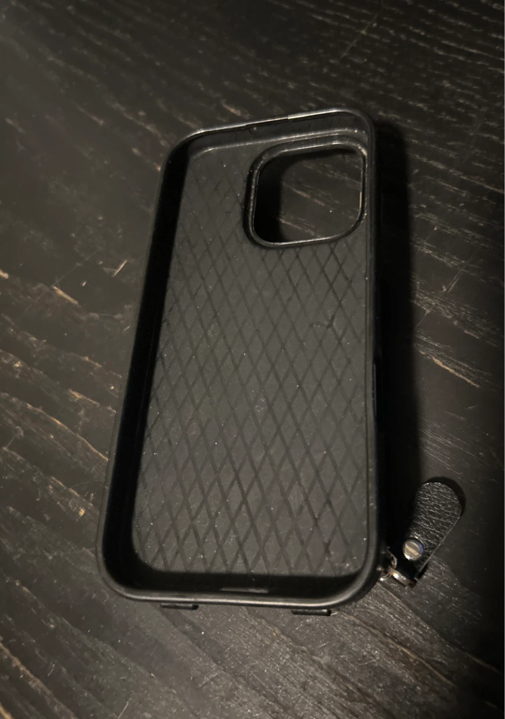 iPhone 16 case - photo 2