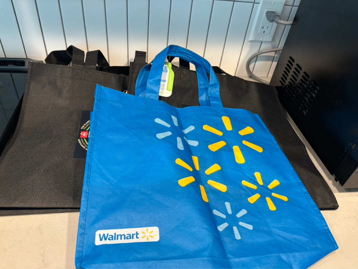 Reusable Shopping Bags - Walmart & Planet First - photo 4
