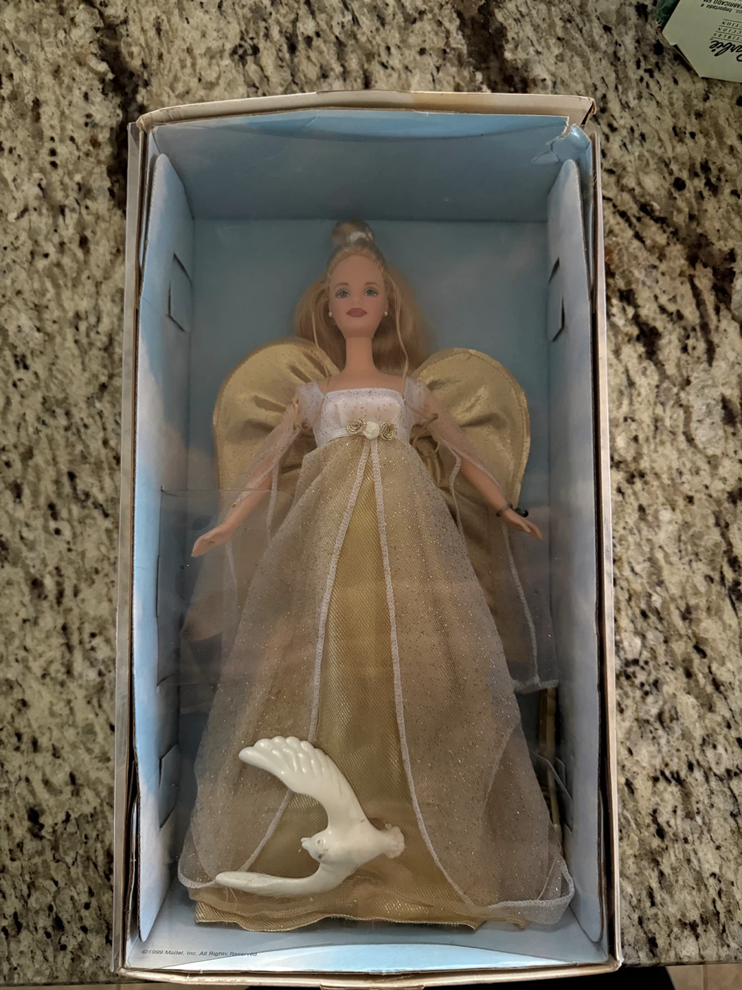 Collector Barbie Bundle – Mint Dolls (Boxes Damaged) - photo 4