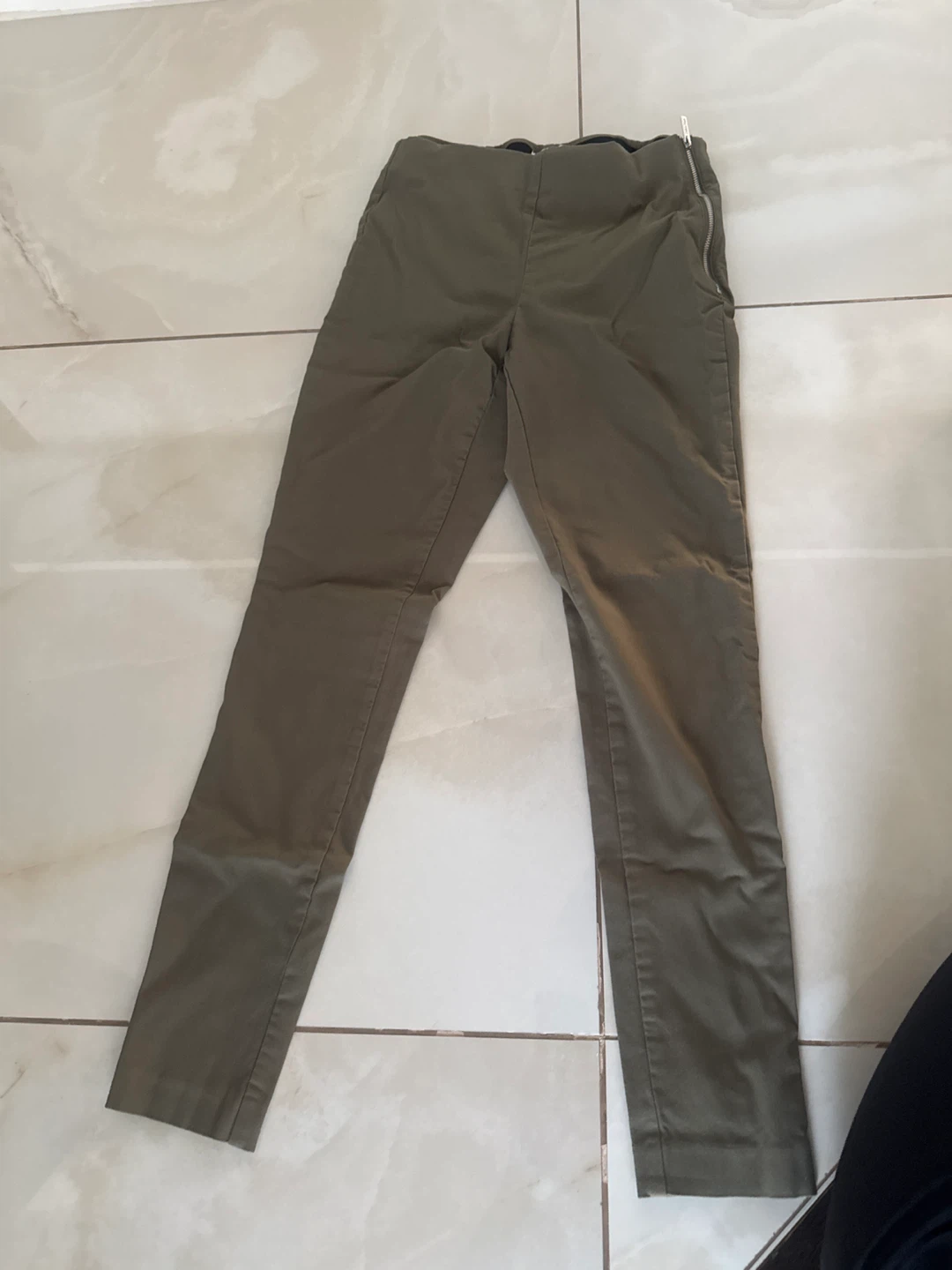 Calvin Klein Women's Olive Green Pants Size S/P