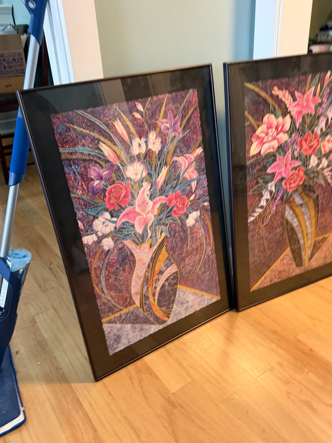 Set of 2 Framed Floral Vase Art Prints - photo 4