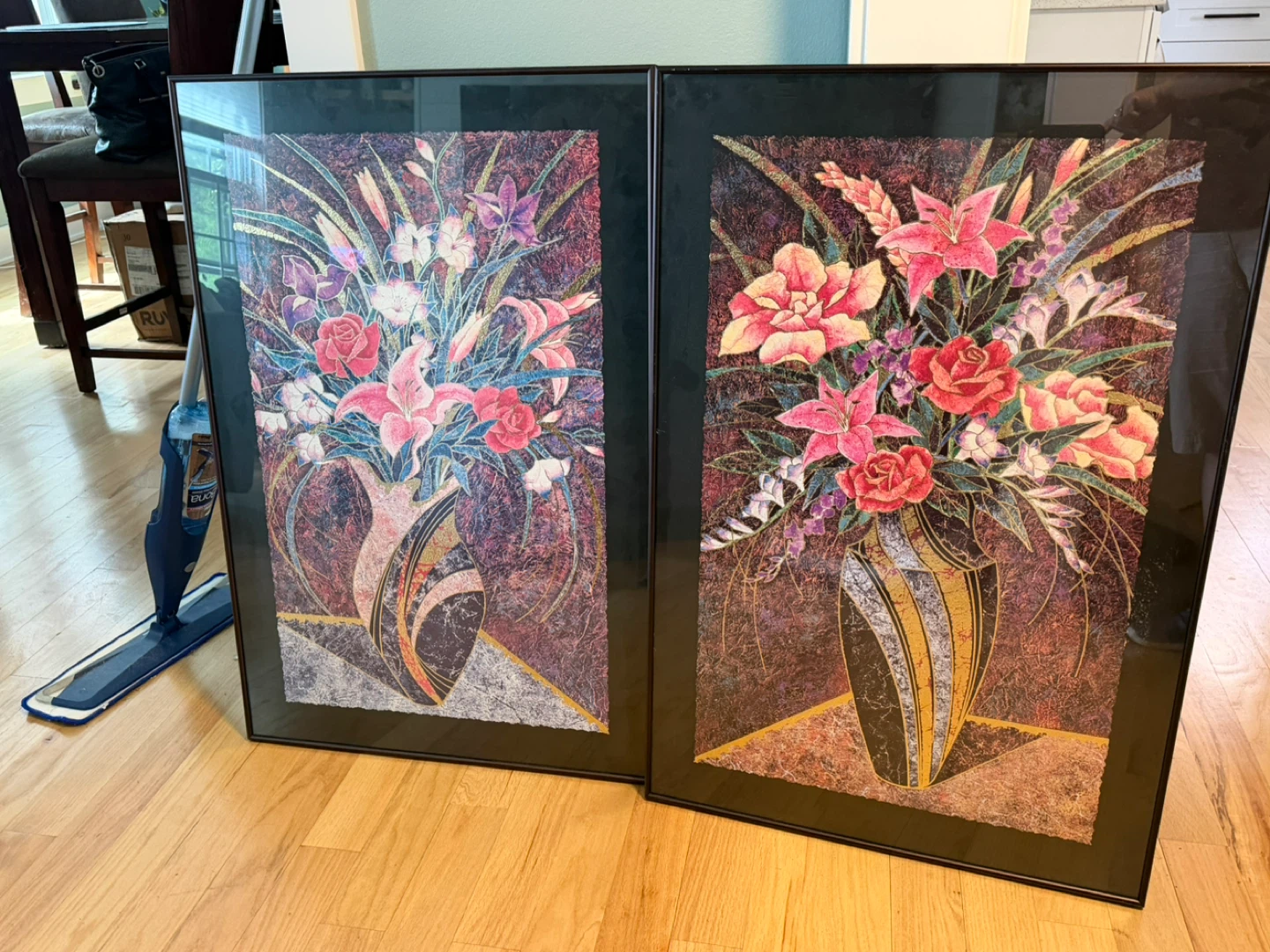 Set of 2 Framed Floral Vase Art Prints - photo 5