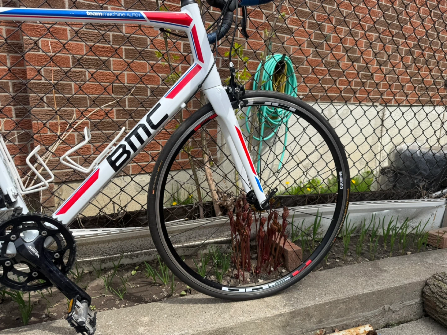 BMC Teammachine ALR01 road bike - photo 3