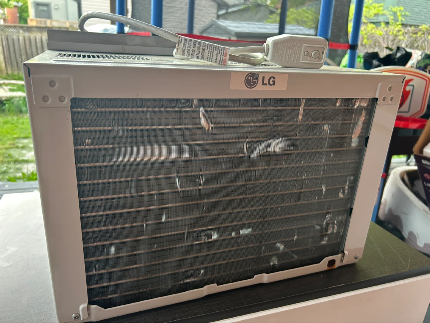 LG Window Air Conditioner - photo 3