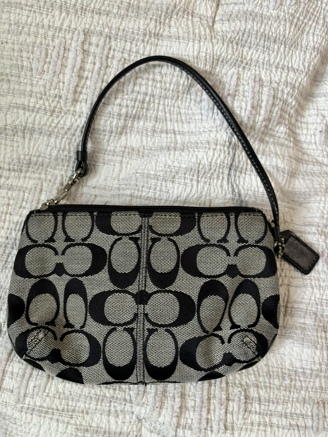 Coach Wristlet - photo 4