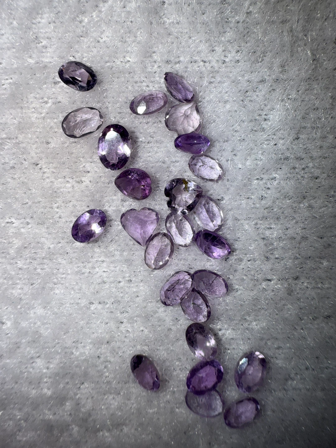 Lot of 20 Amethyst Gemstones