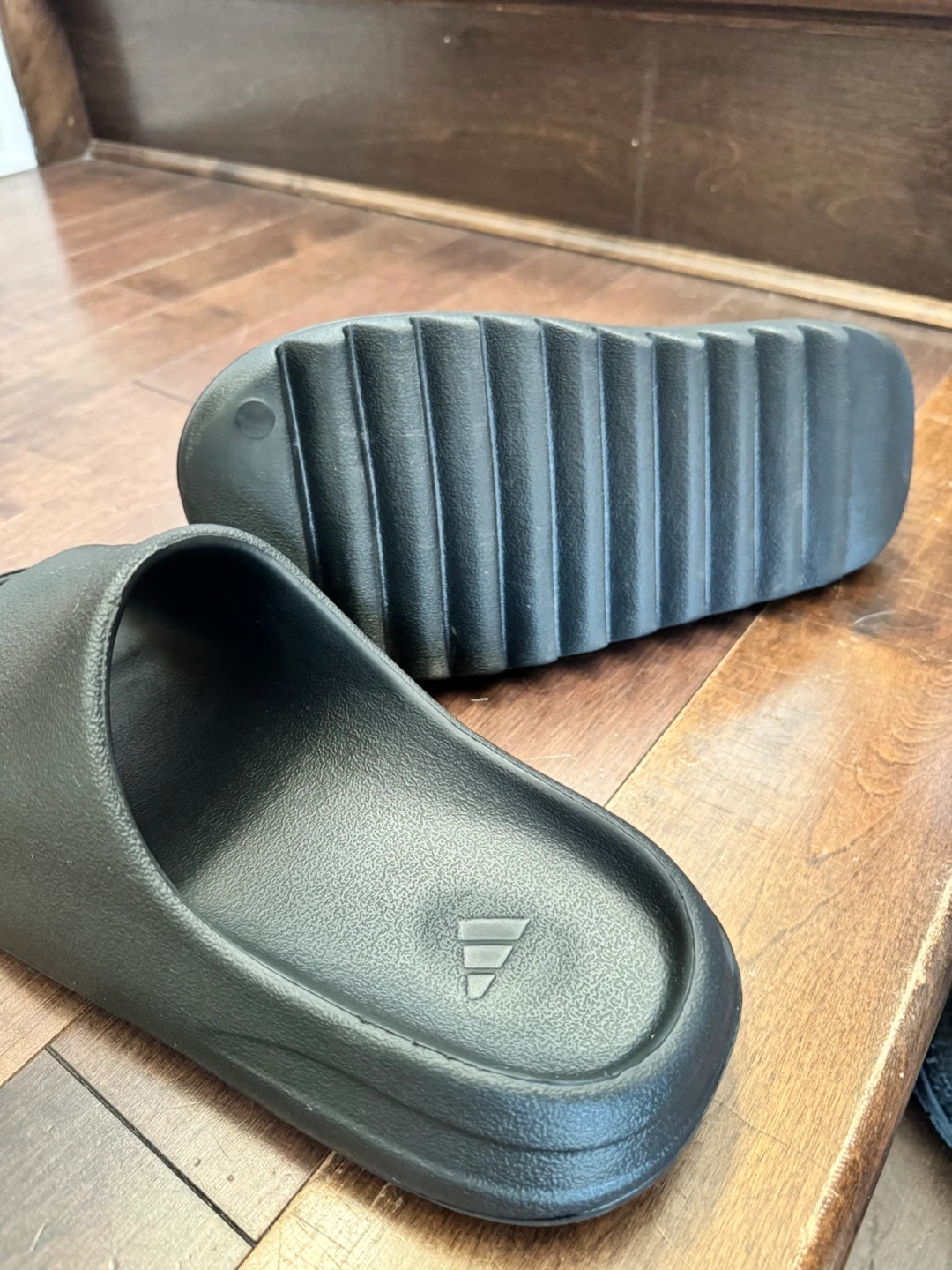 Adidas Yeezy Slide “Onyx”