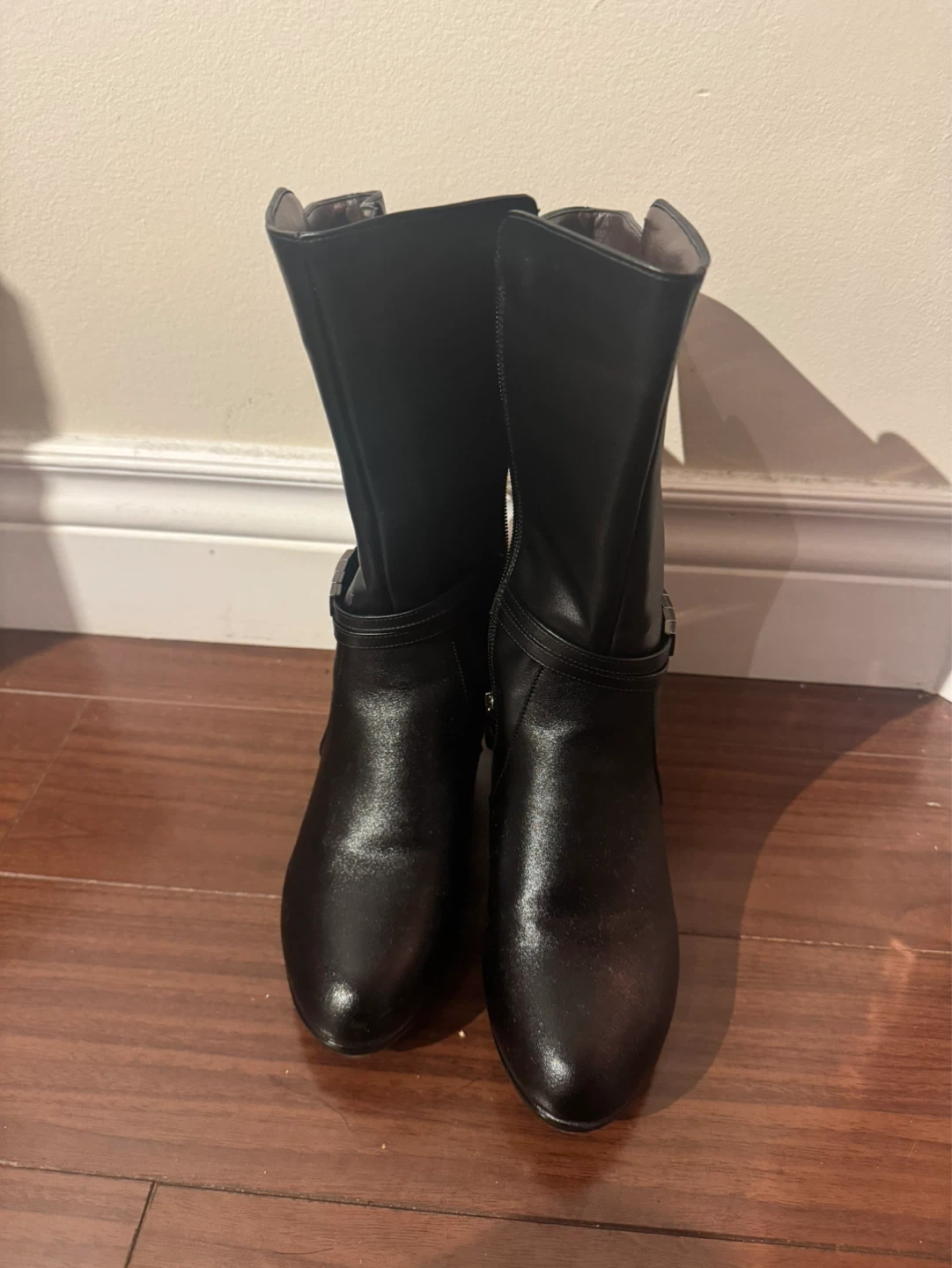 Vintage Black Ankle Boots - photo 2