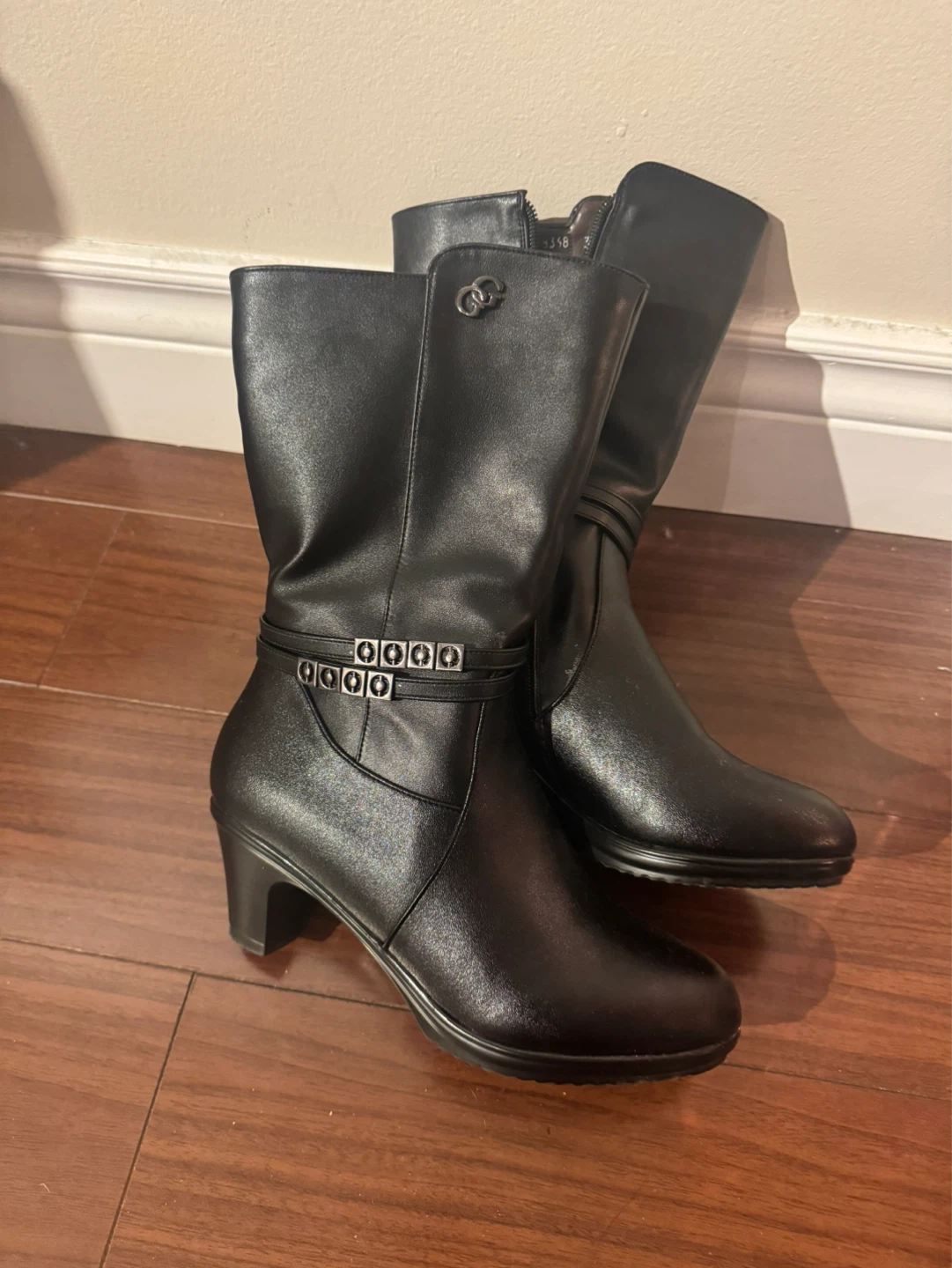 Vintage Black Ankle Boots - photo 3