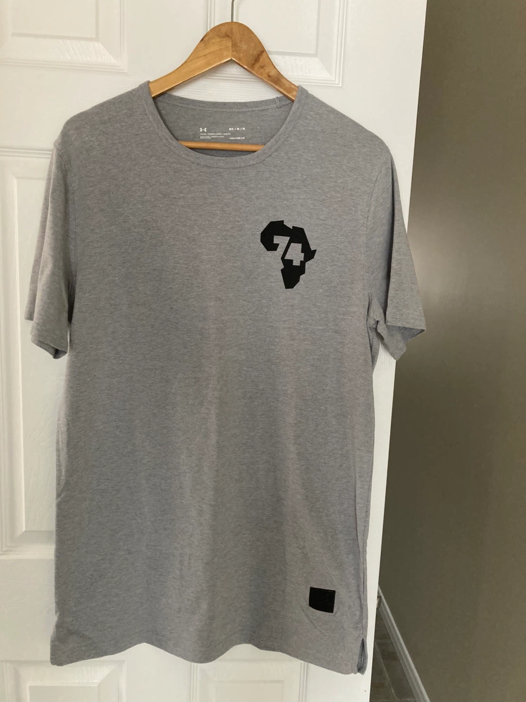 New Under Armour Grey T-Shirt