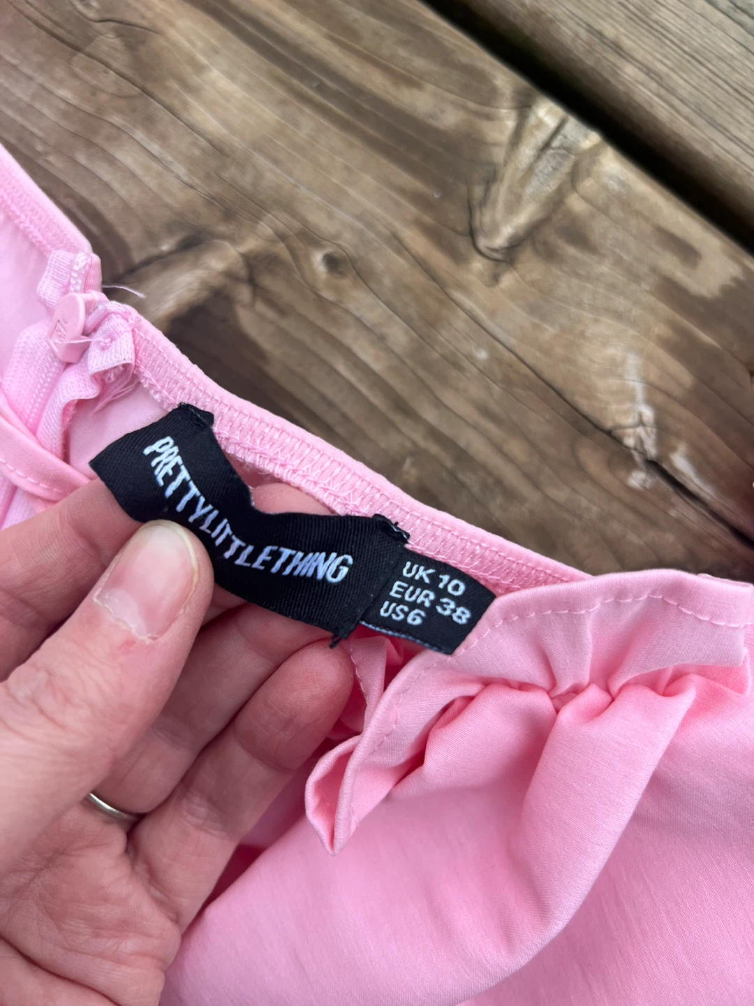 PrettyLittleThing Pink Dress size small - photo 2