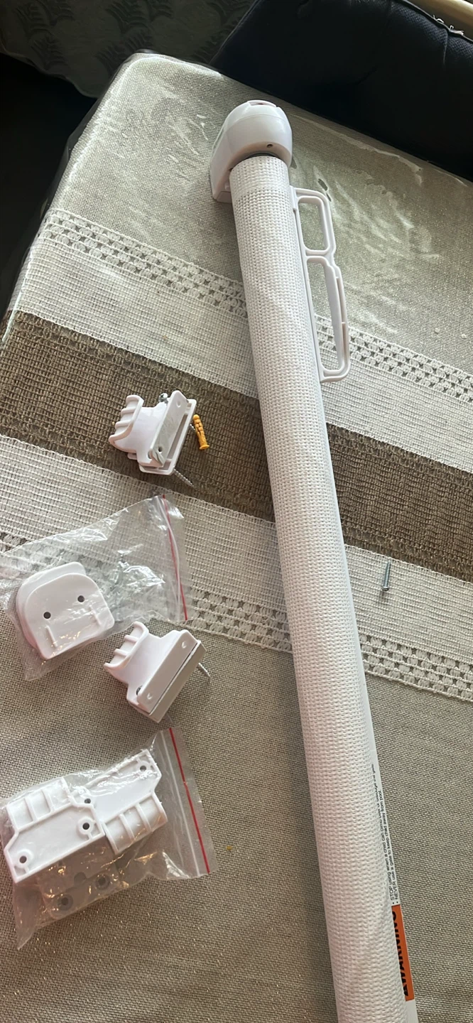 Momax Retractable Baby Safety Gate 52inch - photo 5