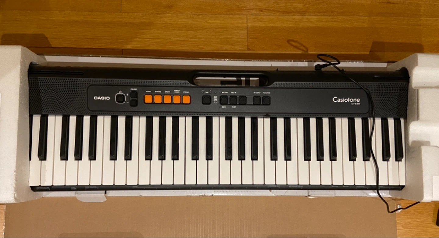 Casio CT-S100 61-Key Electric Keyboard