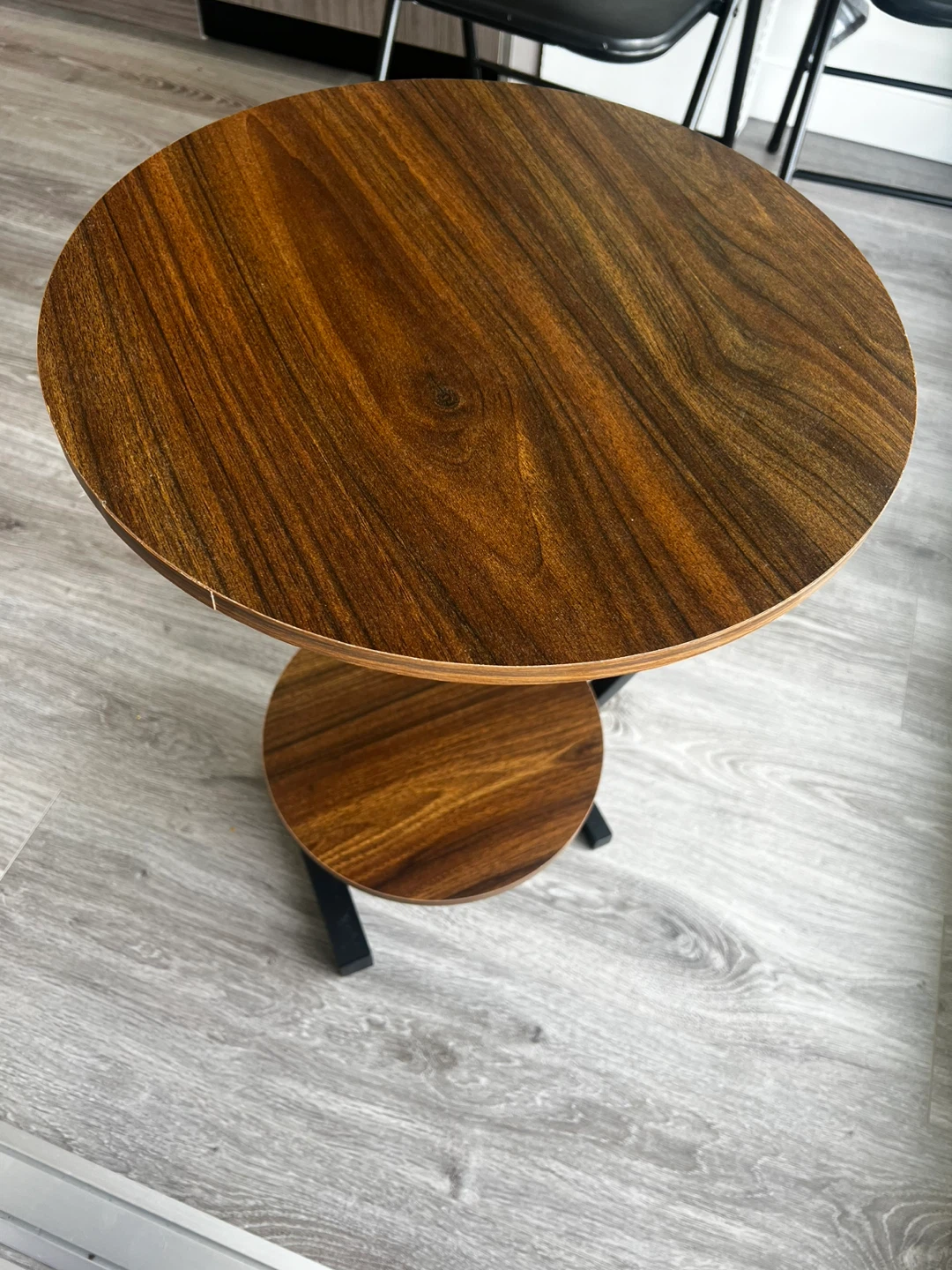 Round Two-Tier Side Table - photo 3