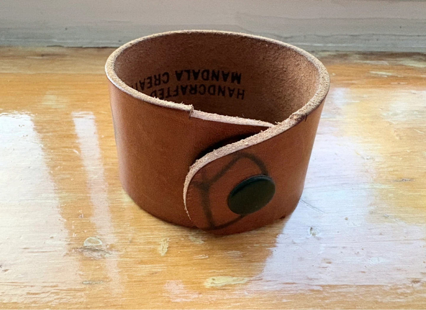 Leather Peace Sign Cuff Bracelet - photo 4