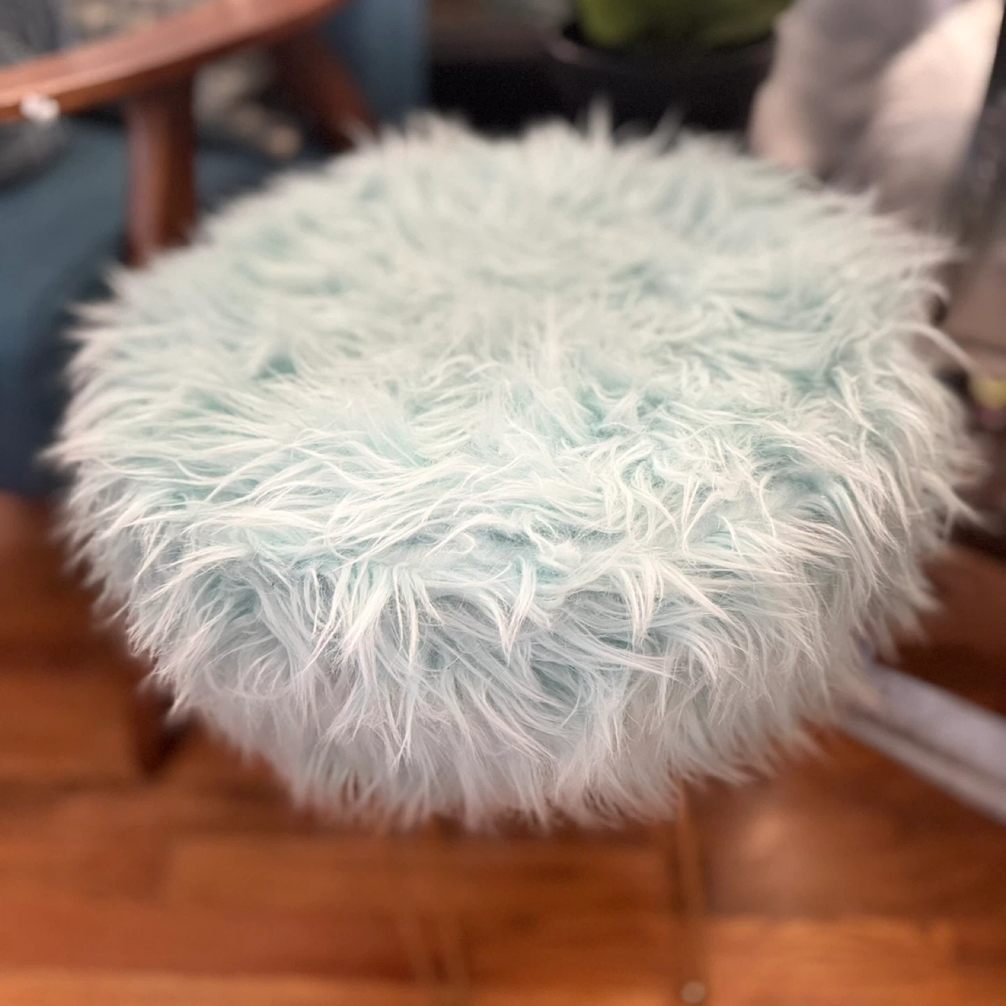 Light Blue Faux Fur Round Ottoman Stool with Gold Legs - photo 4