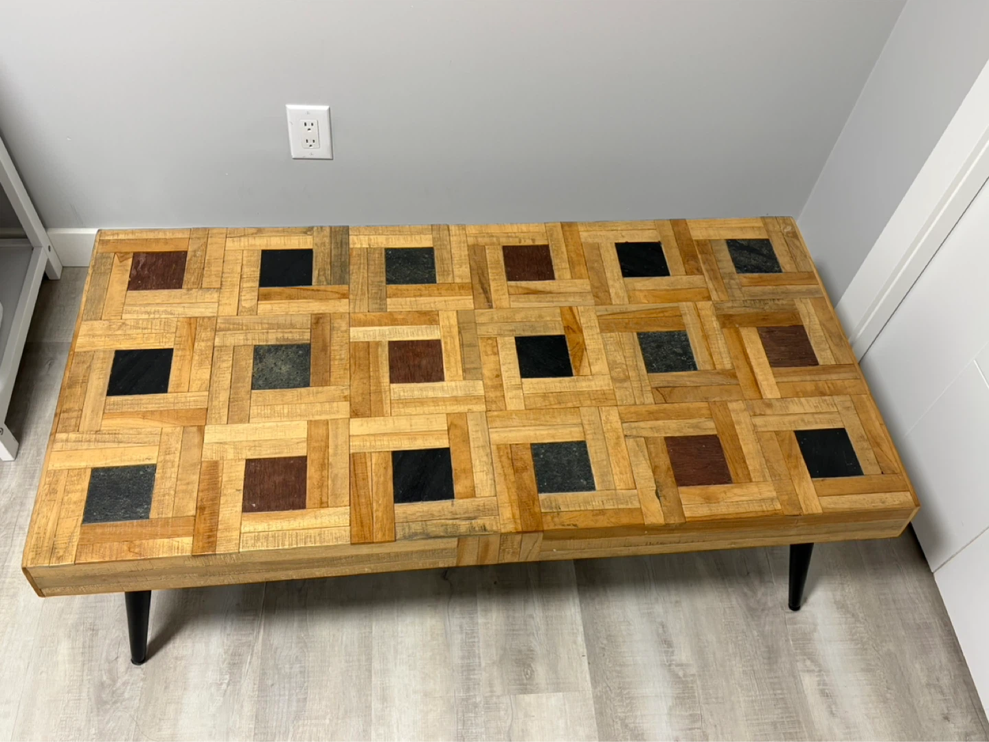 Structube wood living room table - photo 2