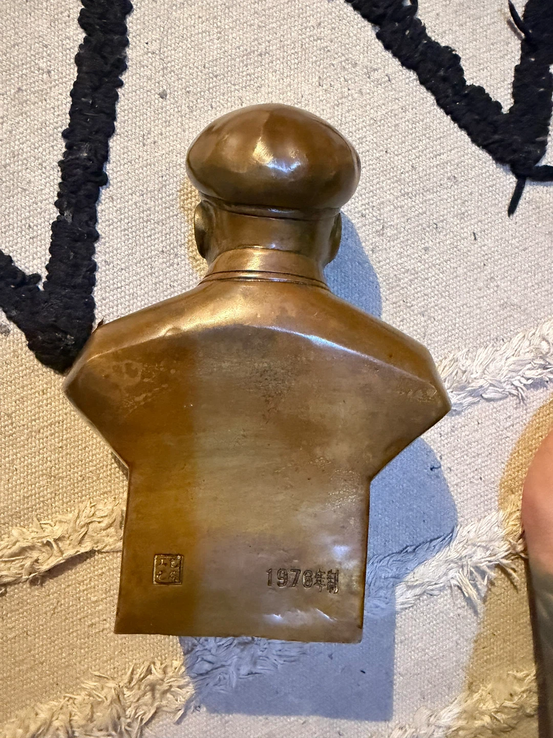 Bronze Bust of Mao Zedong 1978 - photo 2