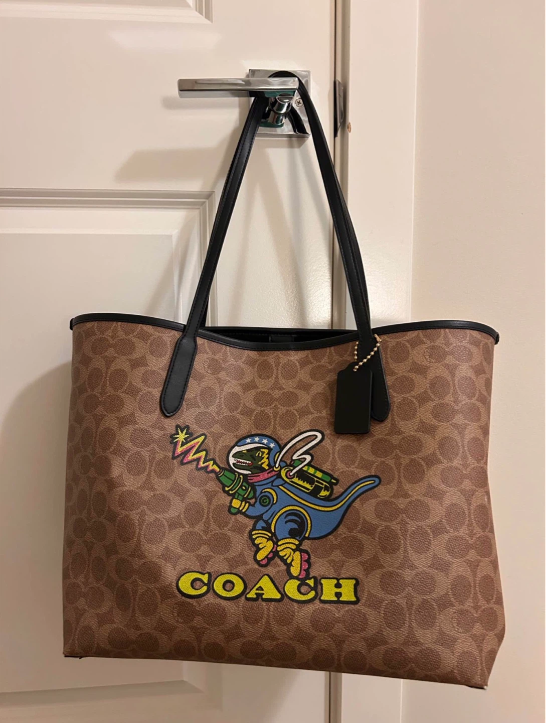 🦖✨ Coach Cosmic City Tote in Signature Canvas with Rexy ✨🦖 - photo 4