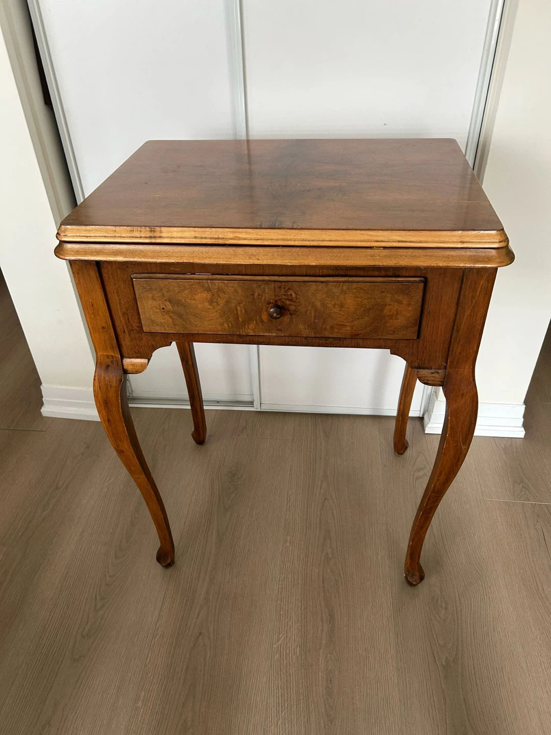 Antique Wooden sewing Side Table - photo 3