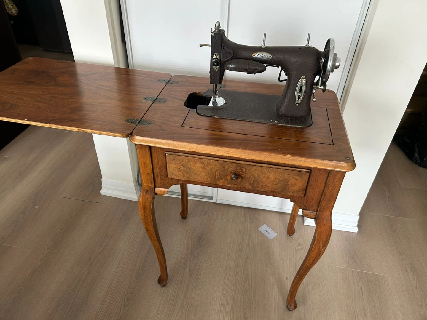 Antique Wooden sewing Side Table - photo 2