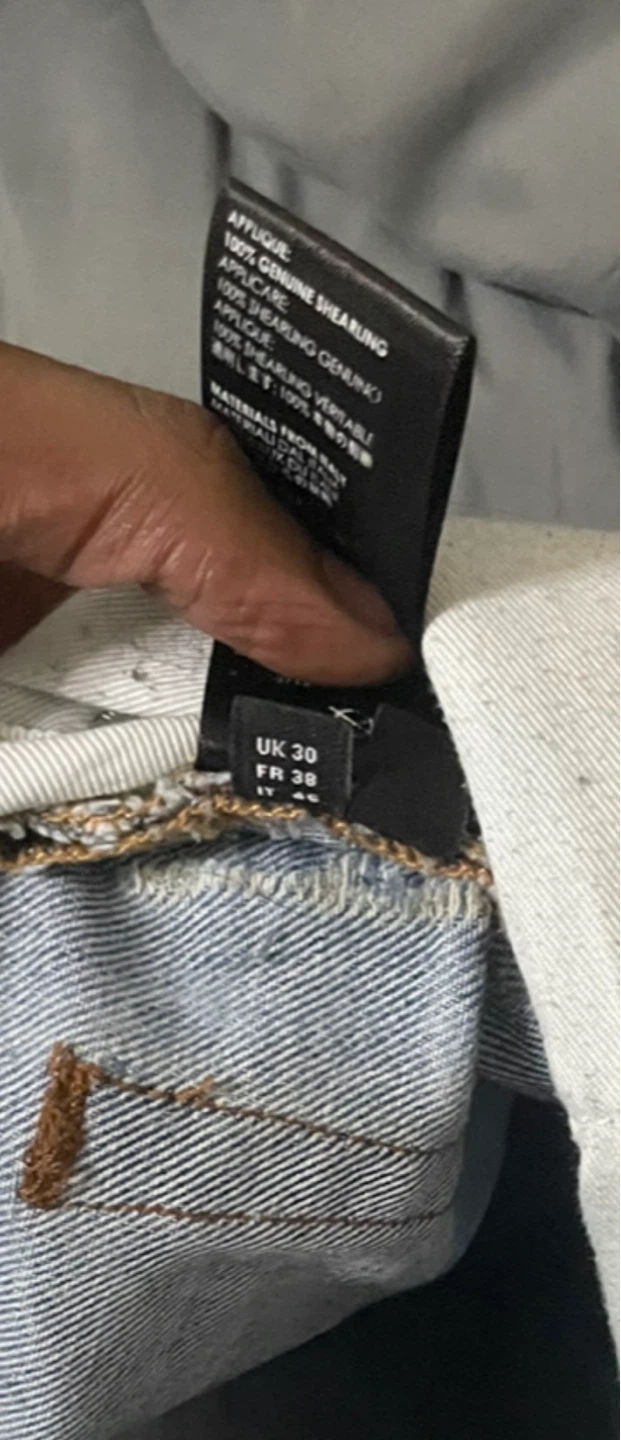 Amiri Grunge Patch Jeans - photo 5