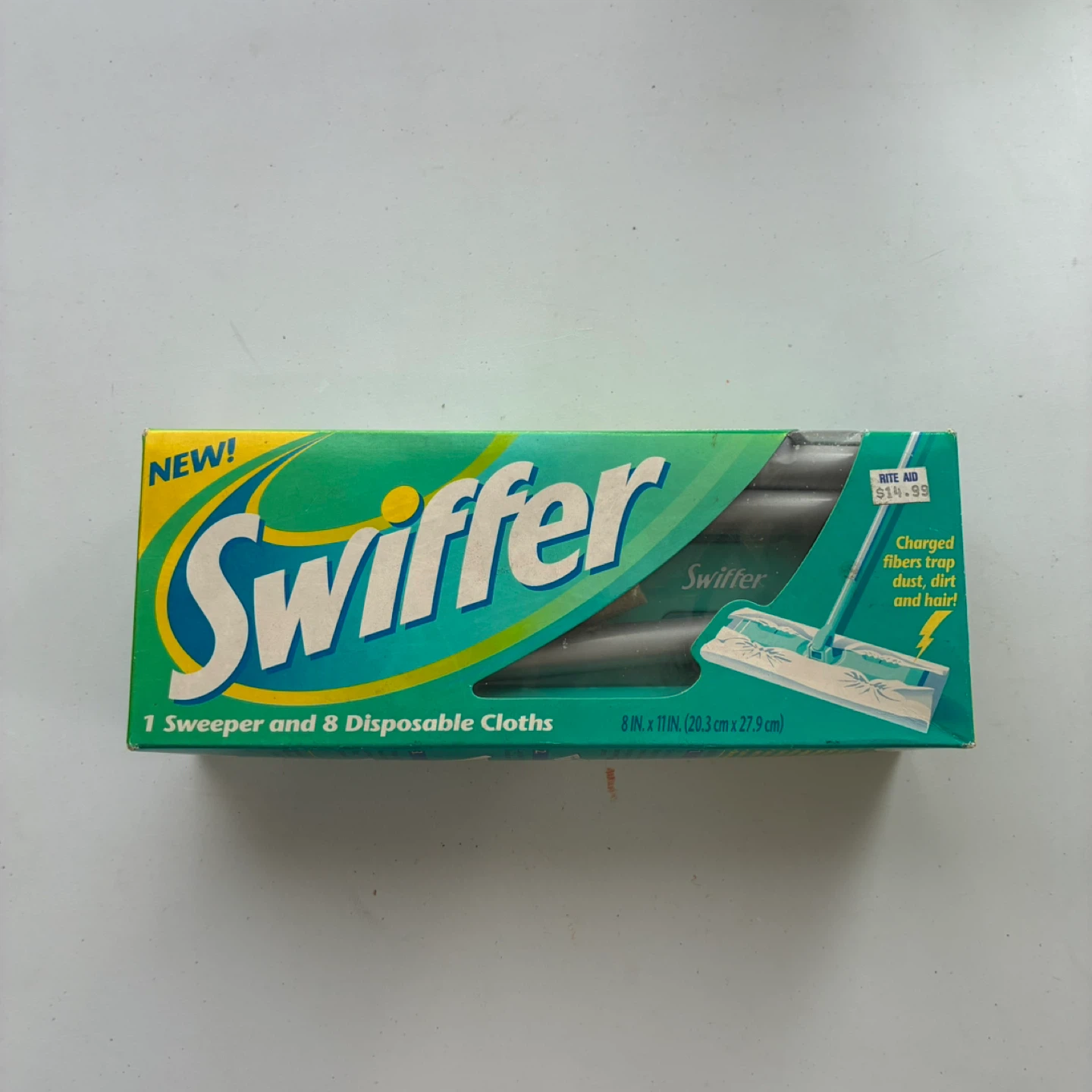 Swiffer Original Sweeper Starter Kit Vintage Package Brand New - photo 2
