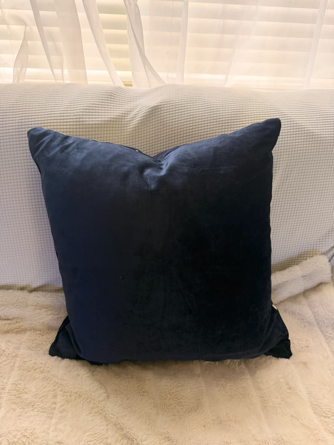 Reversible Large Throw Pillow - like new! - photo 2