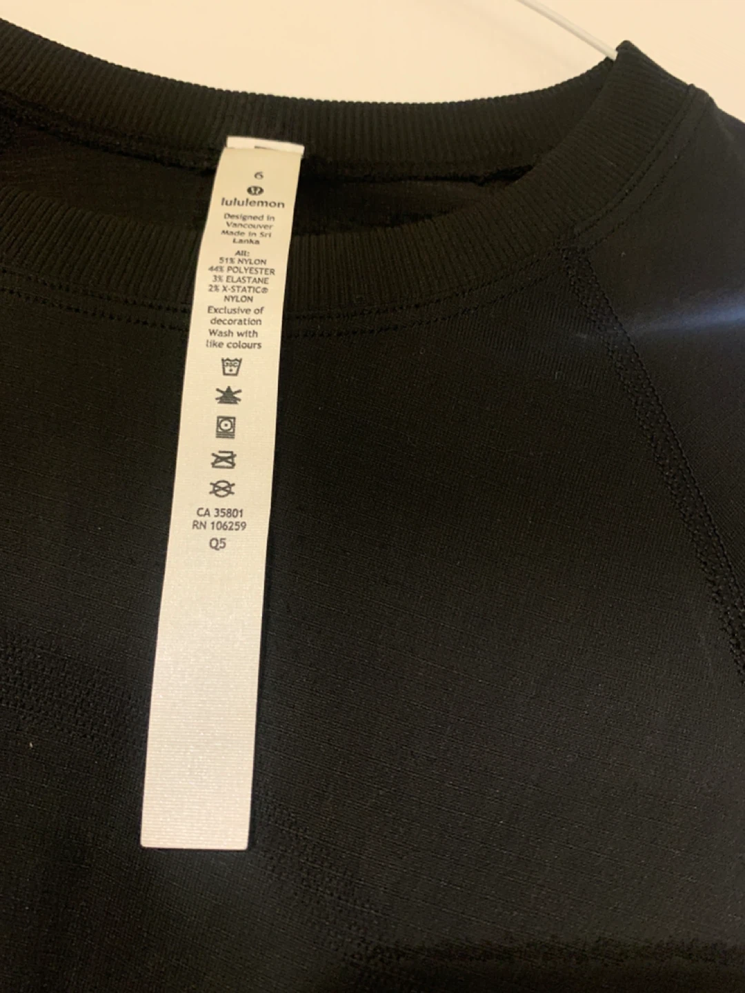 Lululemon Long Sleeve Shirt - photo 2