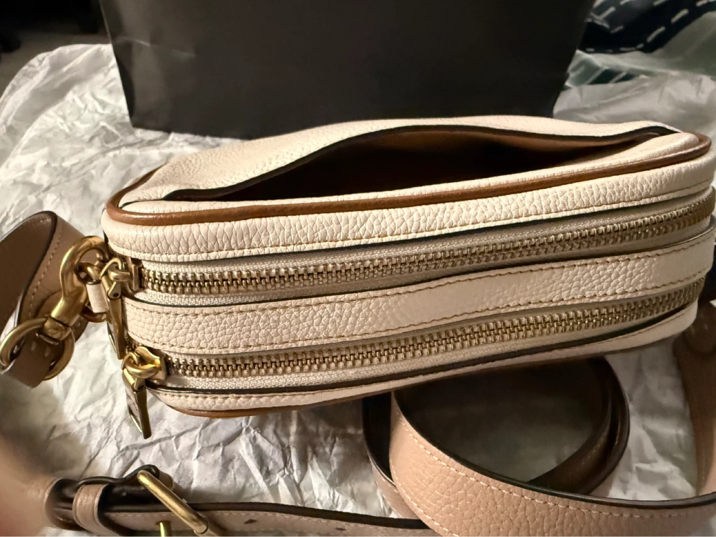 Coach Crossbody Bag - White Pebble Leather - photo 3
