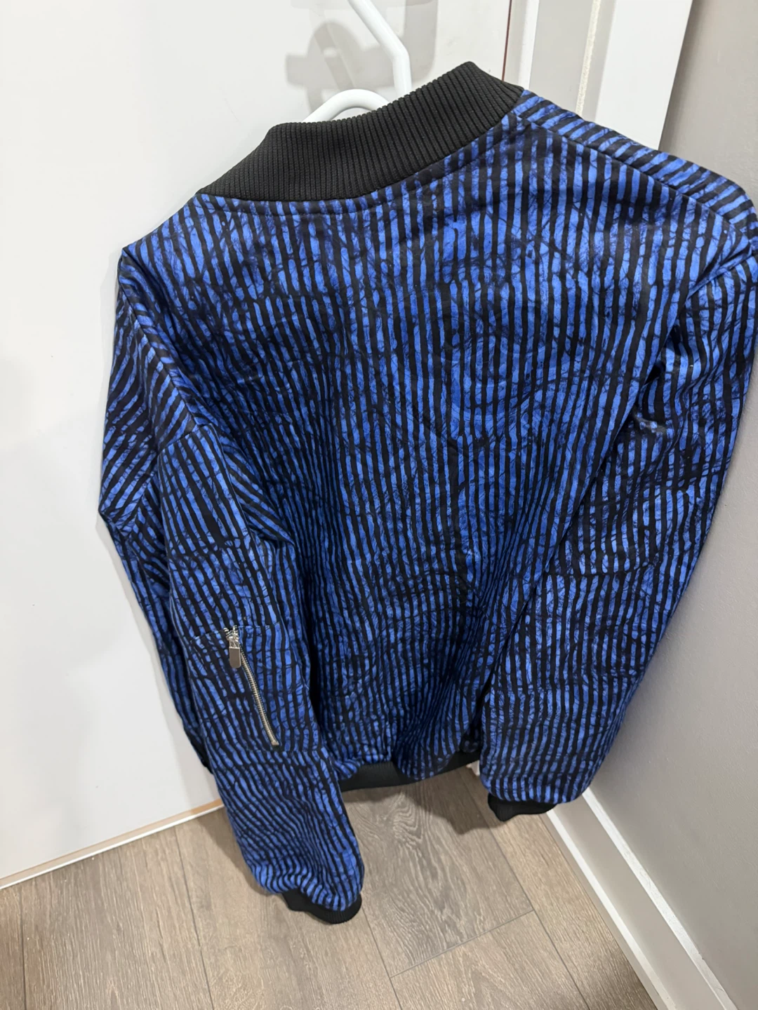 ZEEBLACK'S Bomber Jacket - Blue/Black Stripe Pattern - photo 2